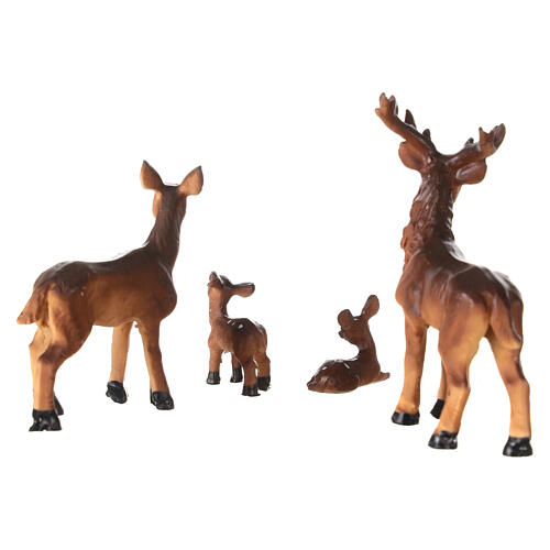 Deer family with trough 6 pcs 10 cm 6