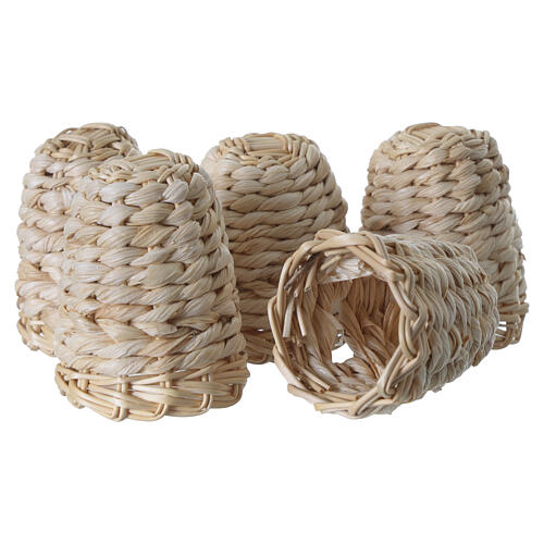 Alveare rustico in paglia intrecciata per presepe 8 cm 3