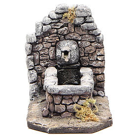 Fontaine en résine type rocher pour crèche 11x16x8 cm