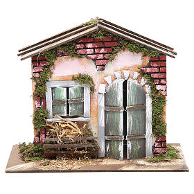 Cenário casa de campo para presépio de Natal, modelos surtidos (com manjedoura ou fogueira tripé), medidas: 23x28x15 cm