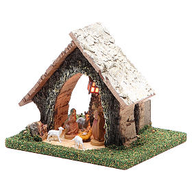 Cabaña belén 14x15x13 con linterna y figuras Natividad 5 cm