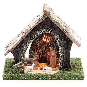 Nativity stable 15x15x15cm with lantern and Holy Family of 5cm
