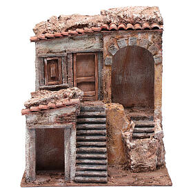 Casa com escadas miniatura para presépio com figuras altura média 10 cm, medidas: 33,5x29x22 cm