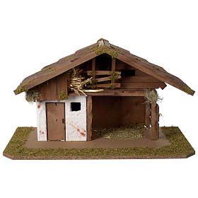 Étable crèche d'inspiration nordique en bois 30x55x30 cm pour santons de 10-12 cm