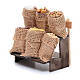 Verkaufsstand mit Jutesäcken Miniatur für neapolitanische Krippe s2