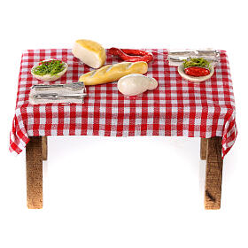 Mesa con quesos y carne 10x10x5 cm pesebre napolitano