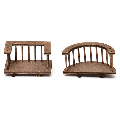 Dos modelos de balcón de madera belén napolitano 8 cm 2