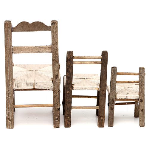 Conjunto 3 cadeiras em madeira para presépio napolitano com figuras de 10-12-14 cm de altura média  5