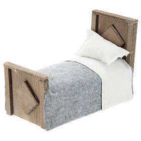 Bett aus Holz mit Laken und Überwurf aus Stoff für 15 cm Krippe