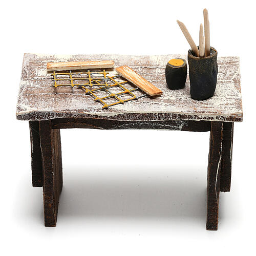 Beekeeper's stand with tools, 12 cm nativity 4