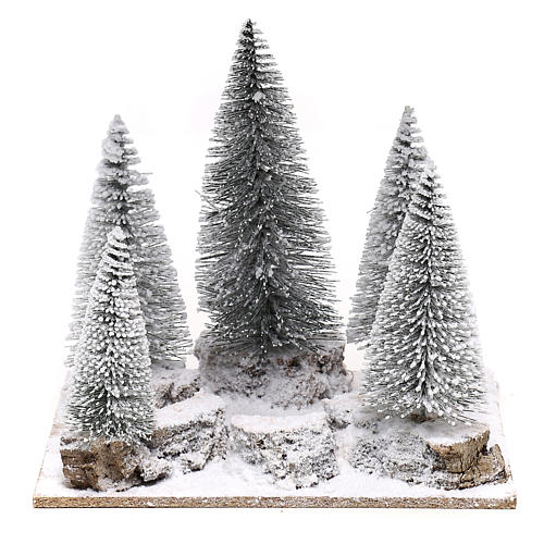 Snowy Pine wood in nordic style for 6 cm Nativity Scene 1