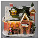 Weihnachtsszene Haus mit Schnee 15x10x15cm s2