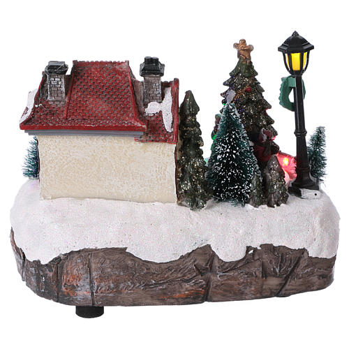 Christmas Village 15x20x10cm with Christmas tree and battery powered motion 5