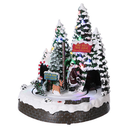 Christmas Tree Scene 30x25x20 cm with moving men battery and electric powered 3