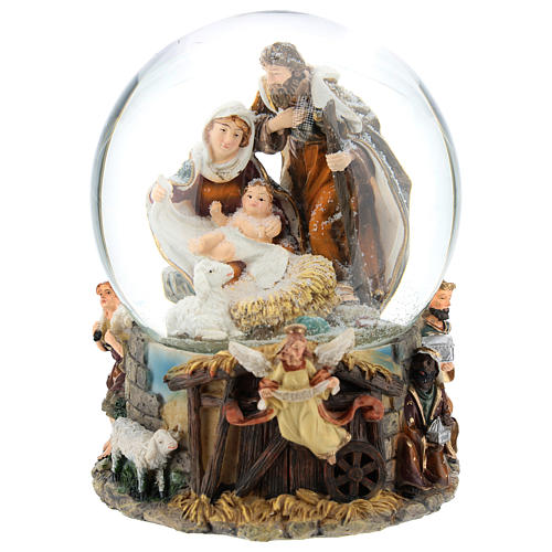 Kula szklana bożonarodzeniowa ze sceną Narodzin Jezusa i pozytywką h 20 cm 1