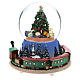 Boule en verre avec arbre de Noël et train carillon h 15 cm s3