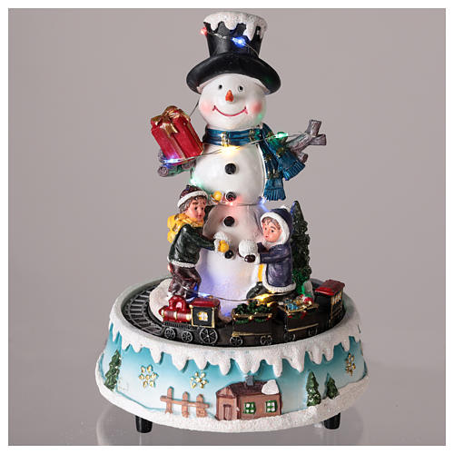Snowman with gifts 15x20 cm 2