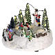 Scenka do bożonarodzeniowego miasteczka: choinki, lodowisko i bałwan 15x20 cm s3