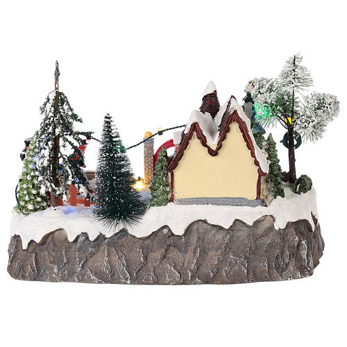 Christmas village with movement and lights 20x30x20 cm 5