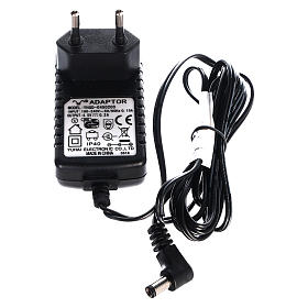 Cenário natalio na montanha com movimento esquiadores 30x30x25 cm s6