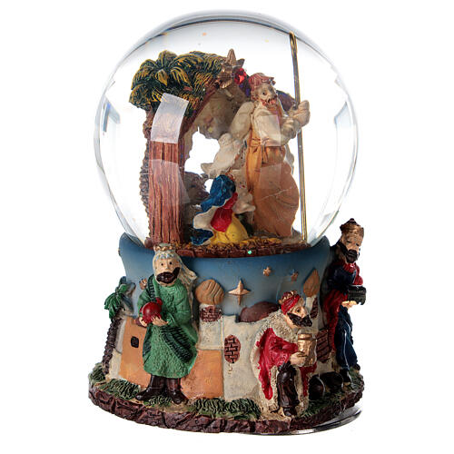 Globo de neve de vidro Natividade e Reis Magos com caixa de música, 14,5x10x10 cm 5