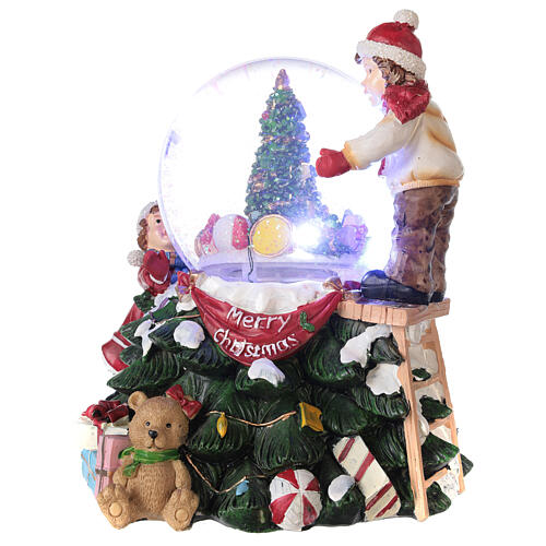 Weihnachtsspieluhr aus Glas mit Glitzer Baum und Kindern, 20x20x20 cm 2