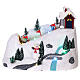 Villaggio natale neve montagna sciatori movimento luci led 20x30x15 cm s1