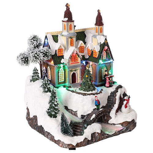 Miasteczko bożonarodzeniowe śnieg kościół choinka ruch światełka led 30x20x20 cm 4