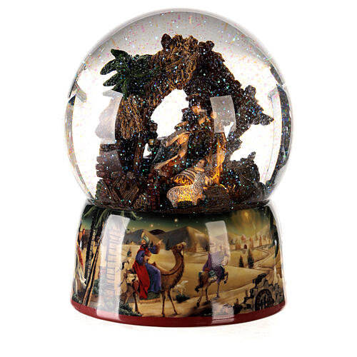 Musical snow globe Nativity baby Jesus glitter battery powered 20x15x15 cm 4