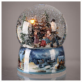 Snow globe with music box, family on a sleigh 20x15x15 cm