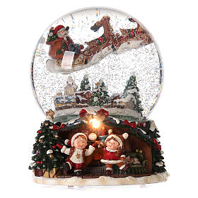 Glaskugel mit Schnee Weihnachtsmann und Schlitten, 20x15x15 cm
