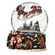 Globo de neve com Pai Natal e trenô 20x15x15 cm s2