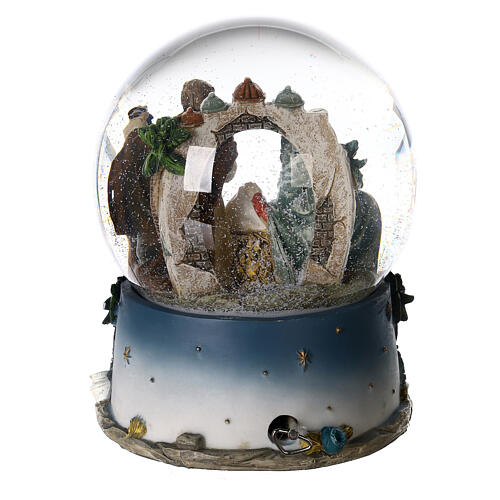 Snow globe with Nativity, ox and donkey, 20x15x15 cm 5