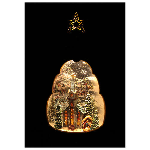 Schneekugel in Form eines Weihnachtsbaums mit Geburt Christi – 30 × 20 × 10 cm 3