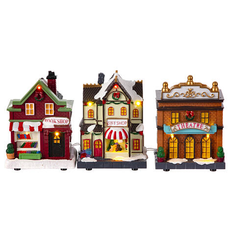 Christmas village set of 17 pieces with Santa Claus, 6x24x6 in 8