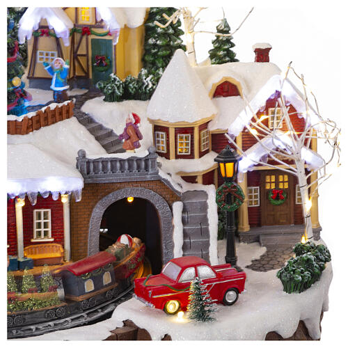 Villaggio con treno e albero in movimento 35x45x35 cm 7