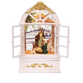 Glasgehäuse mit Schneeeffekt, Geburt Christi im weißen Fensterrahmen – 24,5 × 13,5 × 7,5 cm