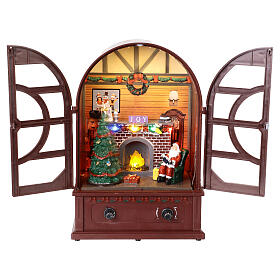 Radio vintage con Papá Noel y chimenea con música, movimiento y luces 21x13x31 cm