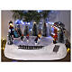 Winterszene „Eislaufbahn“ mit Bewegung und LEDs – 30 × 21 × 14 cm s2