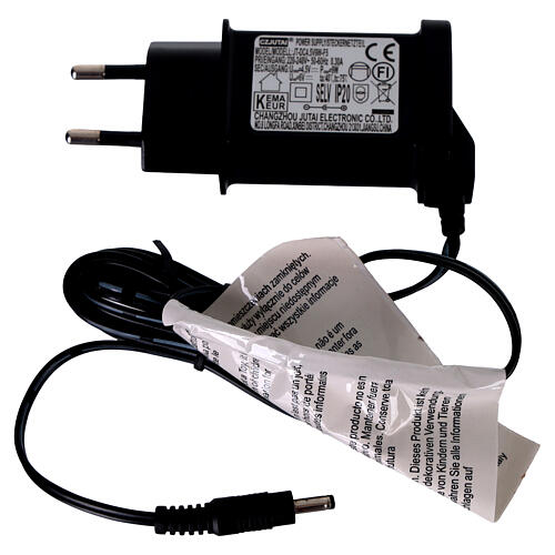 Cenário natalino Deluxe com patinadores, comboio, trenó e carrosséis 65x50x45 cm corrente eléctrica 16