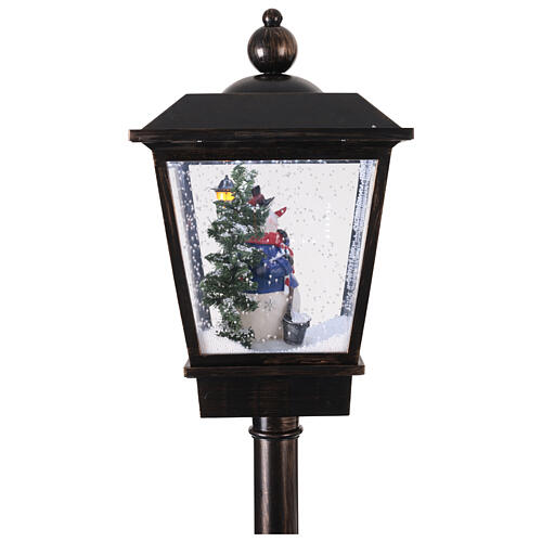 Poste de luz preto natalino com movimento de neve e boneco de neve 180 cm 7