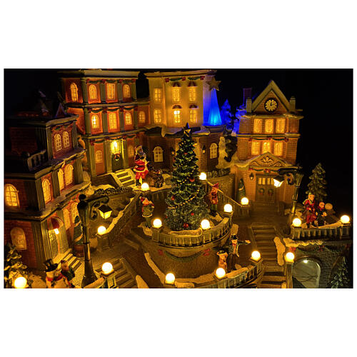 Municipio con albero di Natale e treno movimento con luci e musica 45x40x40 cm 6