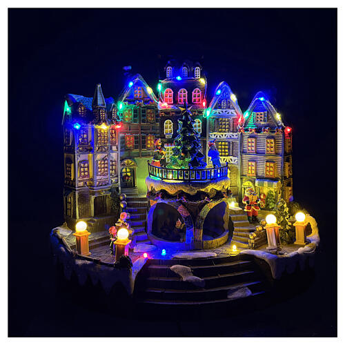 Mairie avec sapin de Noël au centre mouvement lumières et musique 30x20x25 cm 2