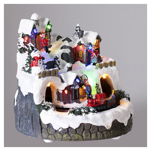 Villaggio natalizio illuminato trenino in movimento musica a batteria 20x20 cm 5