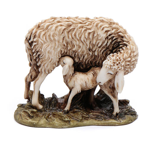 Schaf und Lämmchen aus Kunstharz für 15 cm Krippe von Moranduzzo 1