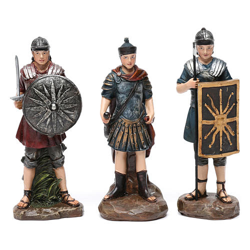 Soldados romanos de resina 3 piezas para belén de 13 cm de altura media 1