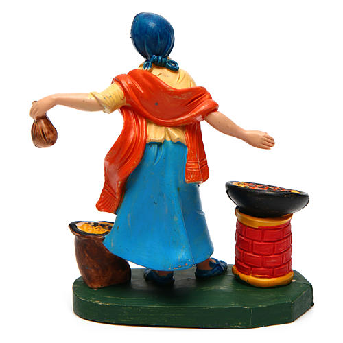 Woman with chestnuts for Nativity Scene 10 cm 2