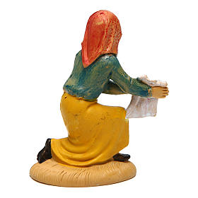 Donna lavapanni per presepe di 10 cm