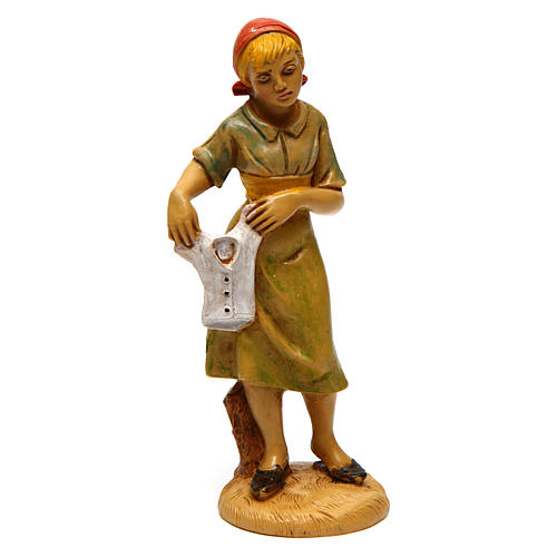 Donna che stende per presepe 12 cm  1