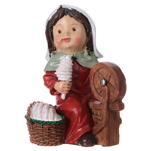 Krippenfigur Wollspinnerin, Linie Bambini, für 9 cm Krippe 3